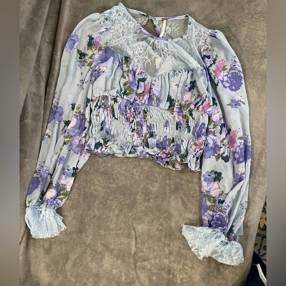 💖 Free People Top • Size Small 💖 - Picture 3 of 4